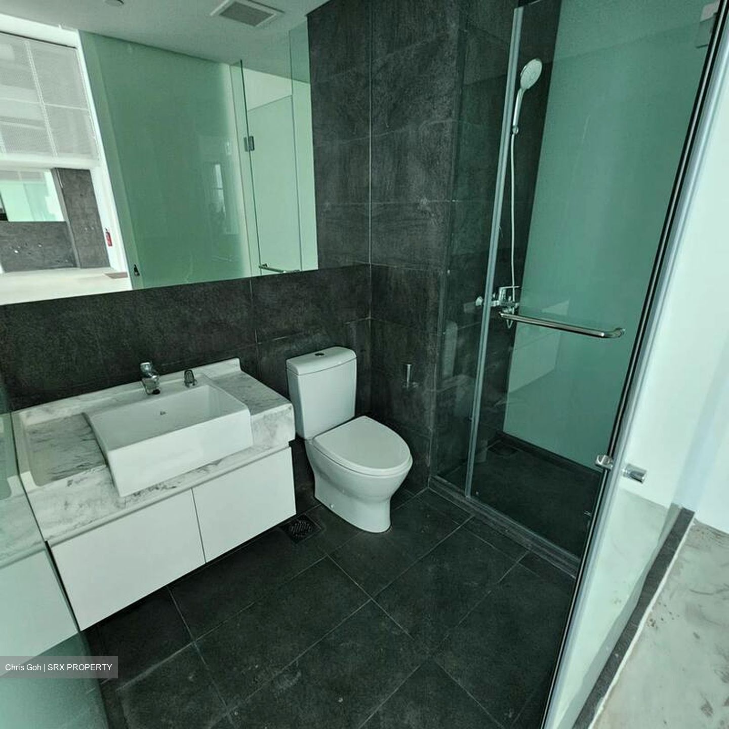 Arc 380 (D8), Office #496457311